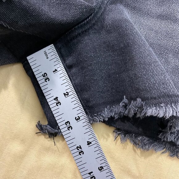 Kendall + Kylie Shorts Womens 9 The Hipster Black Denim Button Fly Cut Offs 30x3 - Picture 7 of 9
